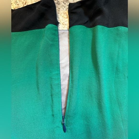 Boden women’s blue grey & green color block blouse with  3/4 length sleeves Sz 8 - Picture 6 of 10